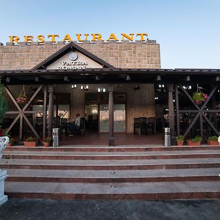 Vatra Romana Răcarii de Jos Exterior foto
